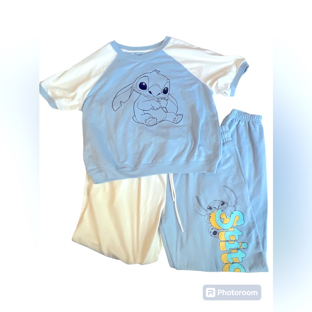stitch pajama set!